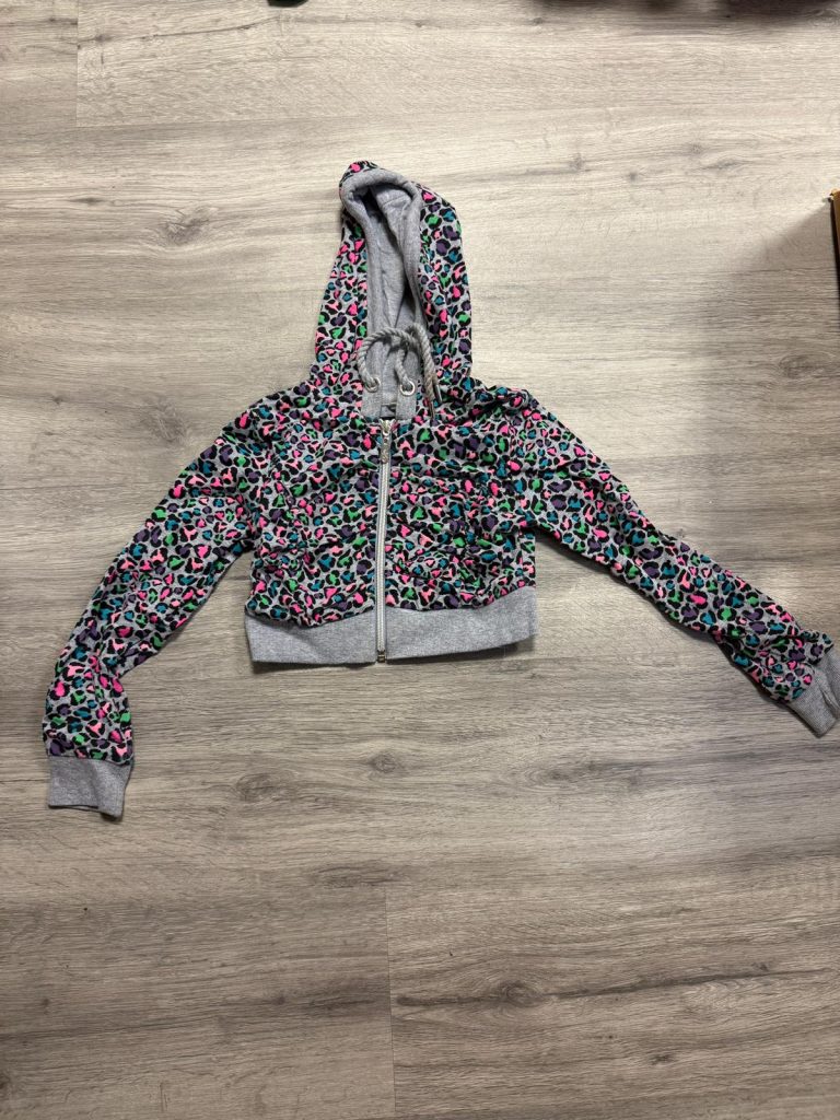 Vesten cropped panter print